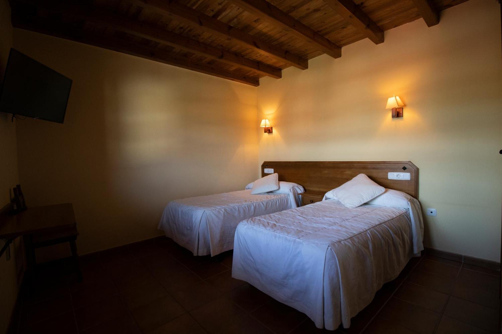 La Guarida De La Lleira Hotel Ferreras de Arriba Eksteriør billede